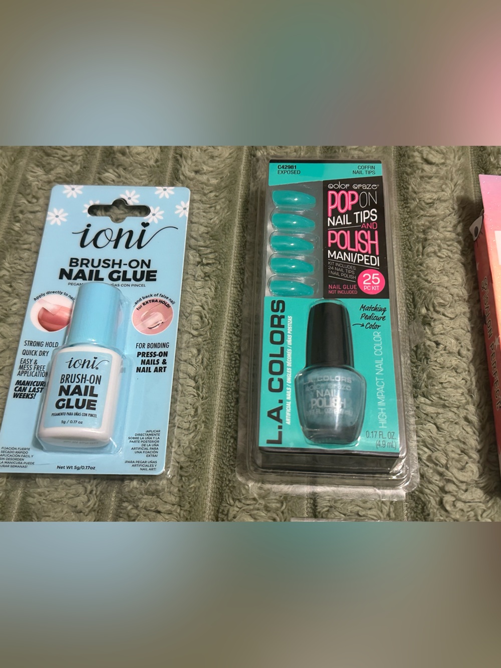 Press-On Nails Bundle - Picture 5 of 5